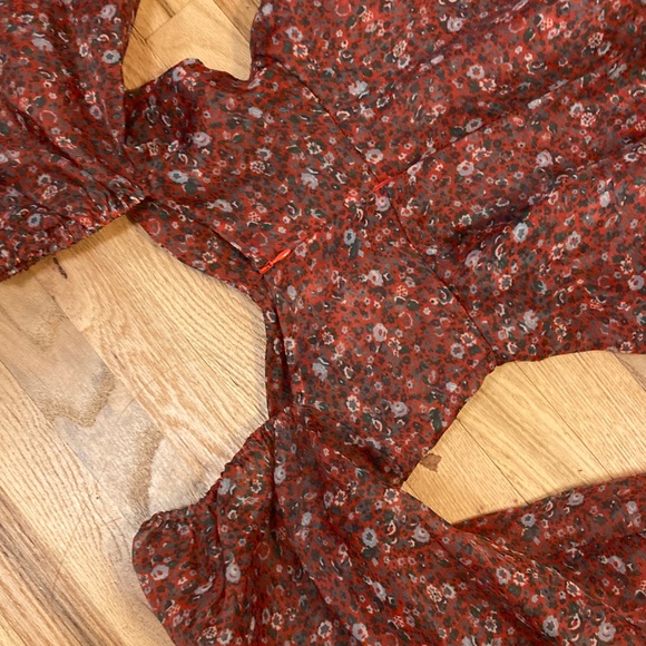 Selkie Red Floral Puff Sleeve Mini Dress - Picture 4 of 10